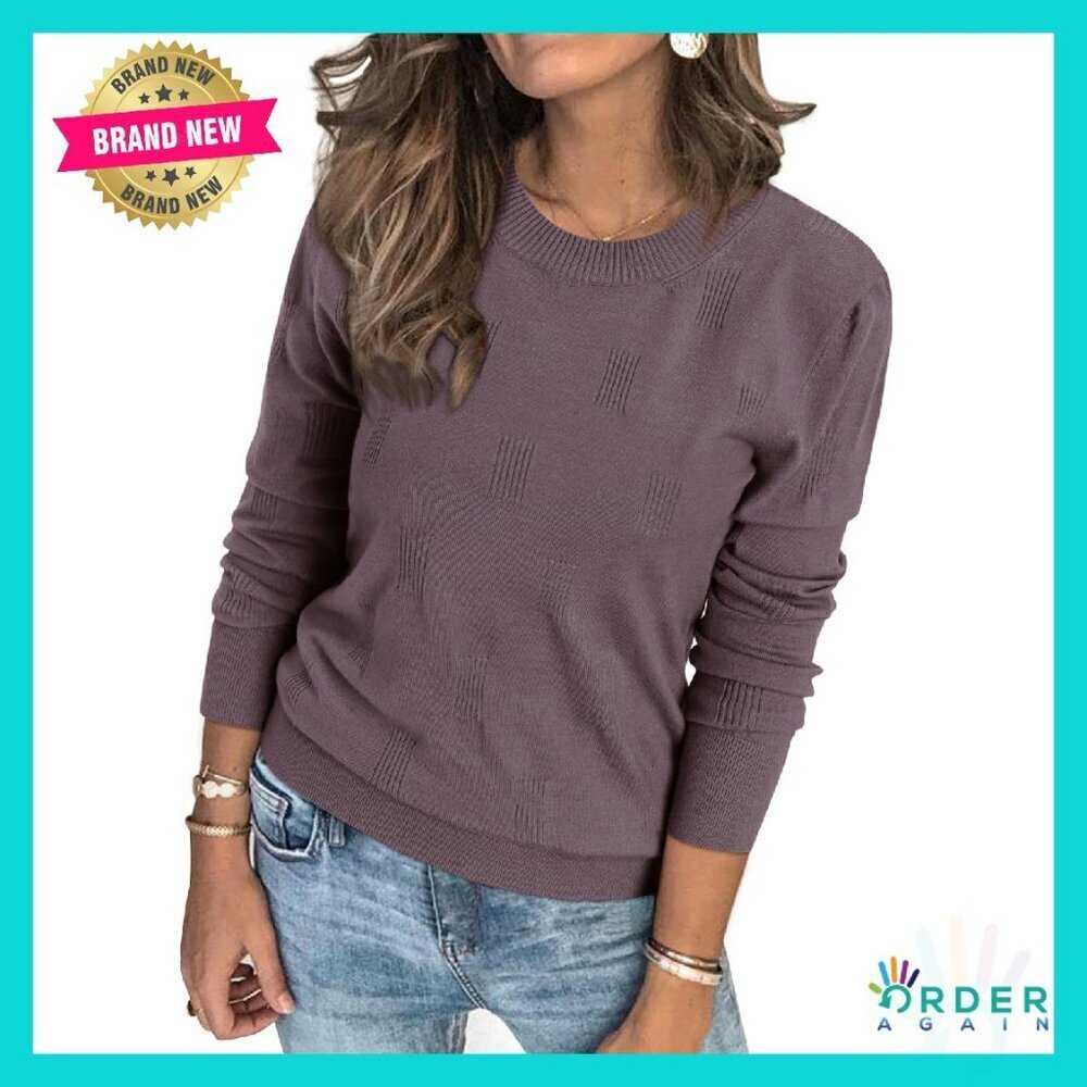 Soft Knit Pullover Sweater Slim Fit Chic Minimal Versatile Fall Tops